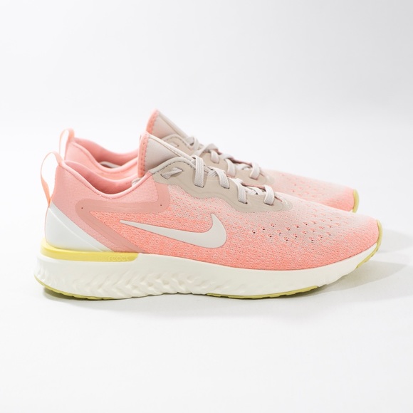 Nike Odyssey React - Picture 2 of 6